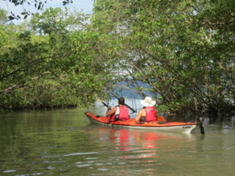Passeio de Caiaque